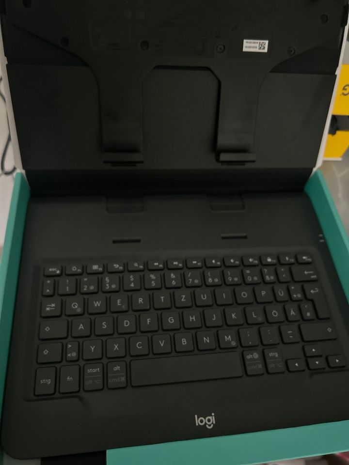 Universal Folio iPad Tastatur in Mülheim (Ruhr)