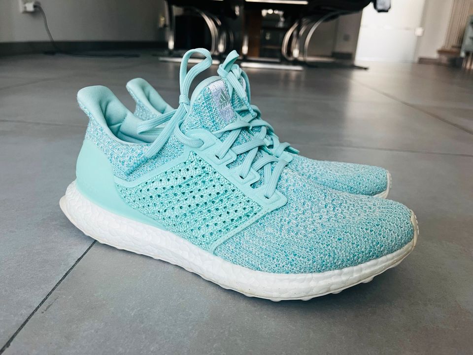 Adidas Ultraboost Clima Türkis Tiffany Gr. 42 2/3 Top in Velbert