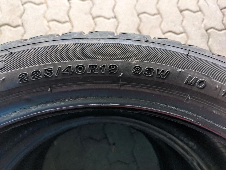 225 40 R 19 Sommerreifen Reifen  Bridgestone in Horka