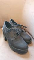 Pumps Boots schwarz mit Absatz H&M Gr. 39 Baden-Württemberg - Gaggenau Vorschau