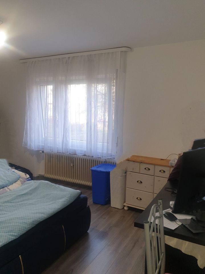 sanierte 2-Zimmer-Wohnung mit Balkon in Wiesbaden in Wiesbaden