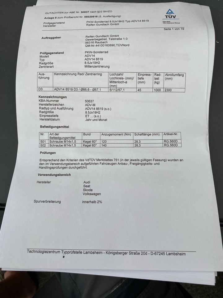 Alu Winterkompletträder 225/45 R19 96V Audi/VW/Skoda/Seat in Trebsen