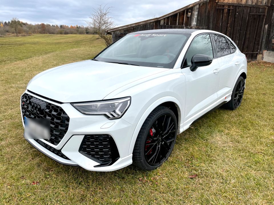 Audi RSQ3 Sportback - Inzahlungnahme und Mwst. ausweisbar! in Eisenbach (Hochschwarzwald)