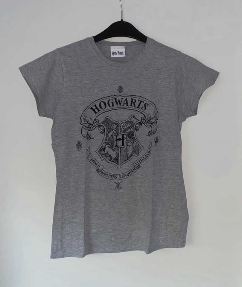 graues Hogwarts T-Shirt in Geldern