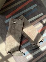 beige stiefel mit absatz und schnallen Altona - Hamburg Rissen Vorschau