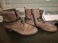Tamaris stiefel Stiefelette Leder Halbschuh Schuhe 39,5 40 Niedersachsen - Sibbesse  Vorschau