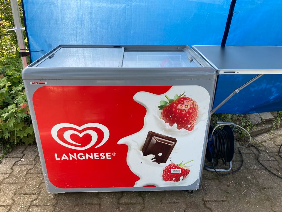 Vermietung Verleih Partybedarf Getränkekühlschrank Kühlschrank in Xanten
