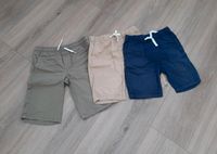 Jungen Shorts kurze Schlupfhosen Gr. 134 H&M u.a. Bayern - Fraunberg Vorschau