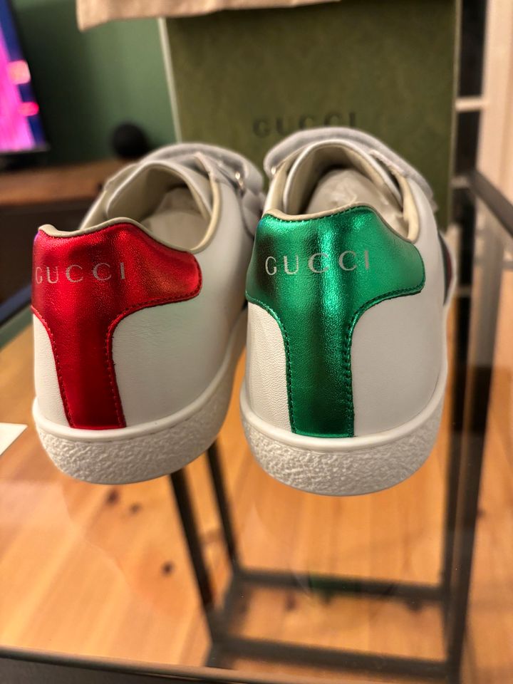 Gucci Sneaker  Schuhe neu  Größe 36 weiß Original in Berlin