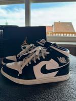 Air Jordan 1 Mid Dunkelblau Bayern - Straßkirchen Vorschau
