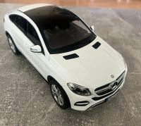 1:18 Mercedes GLE Coupe Weiss Dealer modell von Norev Berlin - Reinickendorf Vorschau