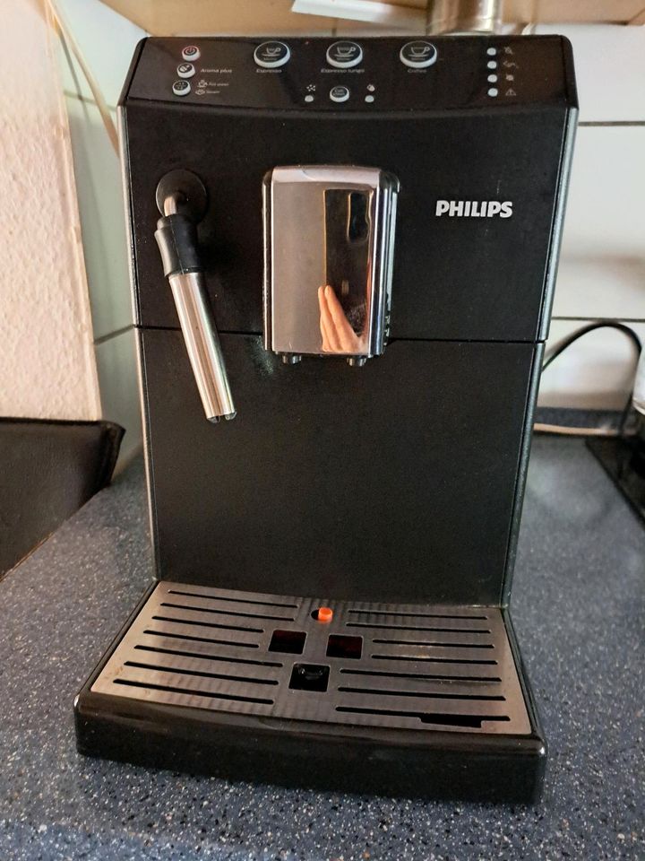 Kaffeevollautomat von Philips in Holle