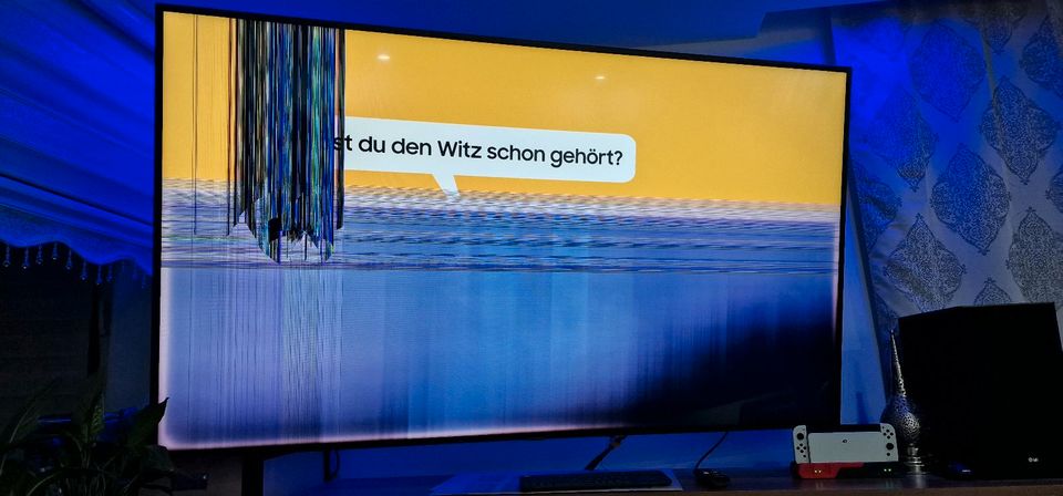 Samsung 75 Zoll Fernseher UE75RU7099UXZG in Treuchtlingen