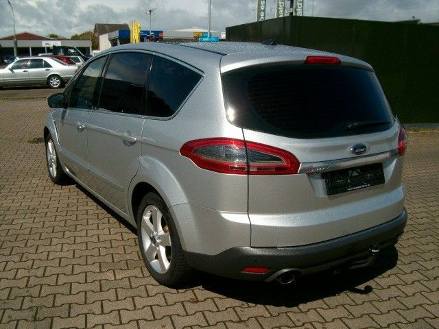 Ford S-Max  2.0  Titanium Vollausstattung in Ahaus