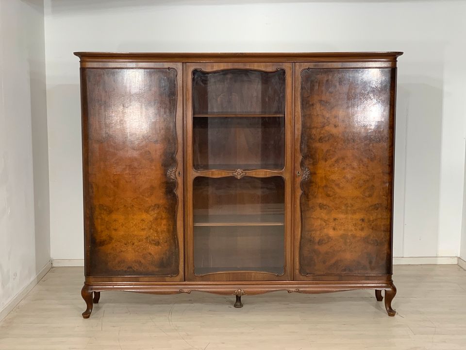 CHIPPENDALE HIGHBOARD BÜCHERSCHRANK SCHRANK UM 1930 in Berlin