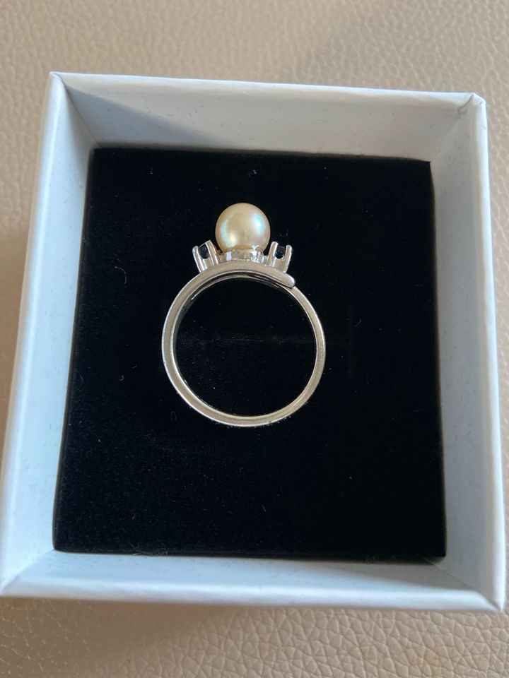 Ring 925 Silber mit Perle und 2 schwarze Steine in Olfen