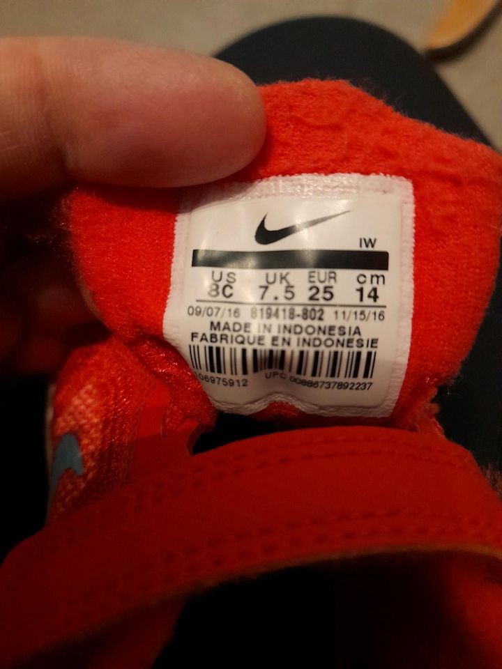 Nike Kindersneaker Gr.25 in Redwitz a d Rodach