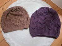 2 Mützen Beanies Feinstrick Ajour taupe lila je 5€ Bielefeld - Stieghorst Vorschau