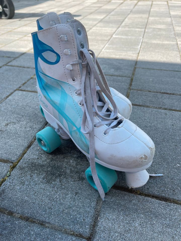 Rollschuhe Raven 35-38 in Bayern - Wolfersdorf | Spielzeug für draussen  günstig kaufen, gebraucht oder neu | eBay Kleinanzeigen ist jetzt  Kleinanzeigen