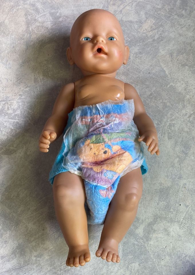 Baby Born Puppe in Illingen