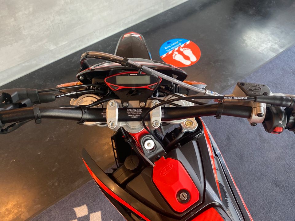 Beta RR 50 Track Supermoto schwarz sofort lieferbar neu top in Neuching