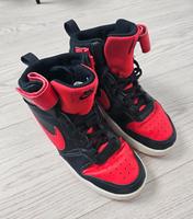 NIKE Damen Schuhe Sport sneaker 39 Niedersachsen - Twistringen Vorschau