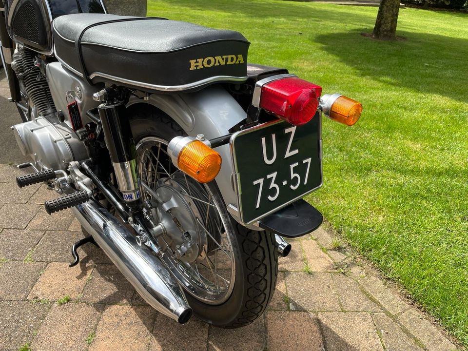 Honda CB72 in Moers