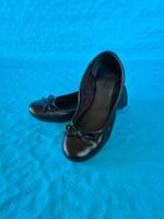 846=> Damen Ballerinas Gr. 36 schwarz mit Schleifchen Nordrhein-Westfalen - Siegen Vorschau