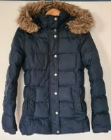 Tommy Hilfiger Winterjacke Damen XS marineblau mit Fellkragen Niedersachsen - Wolfsburg Vorschau