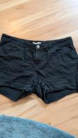 schwarze Shorts Duisburg - Meiderich/Beeck Vorschau