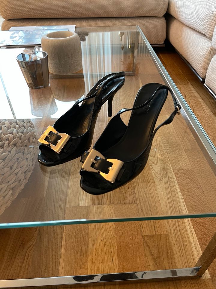 Gucci hohe Schuhe schwarz Lack in Ottobrunn