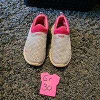 Mädchen Schuhe Nike gr 30 Niedersachsen - Sulingen Vorschau