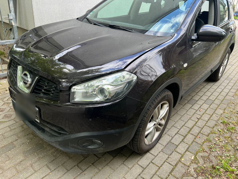 Nissan Qashqai 1.6 Diesel in Berlin