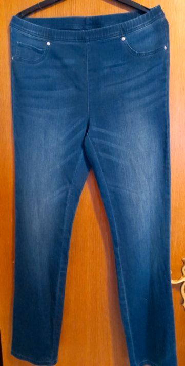 Schöne Jeggins in Jeansform Gr. 46 blau in Steinhöring