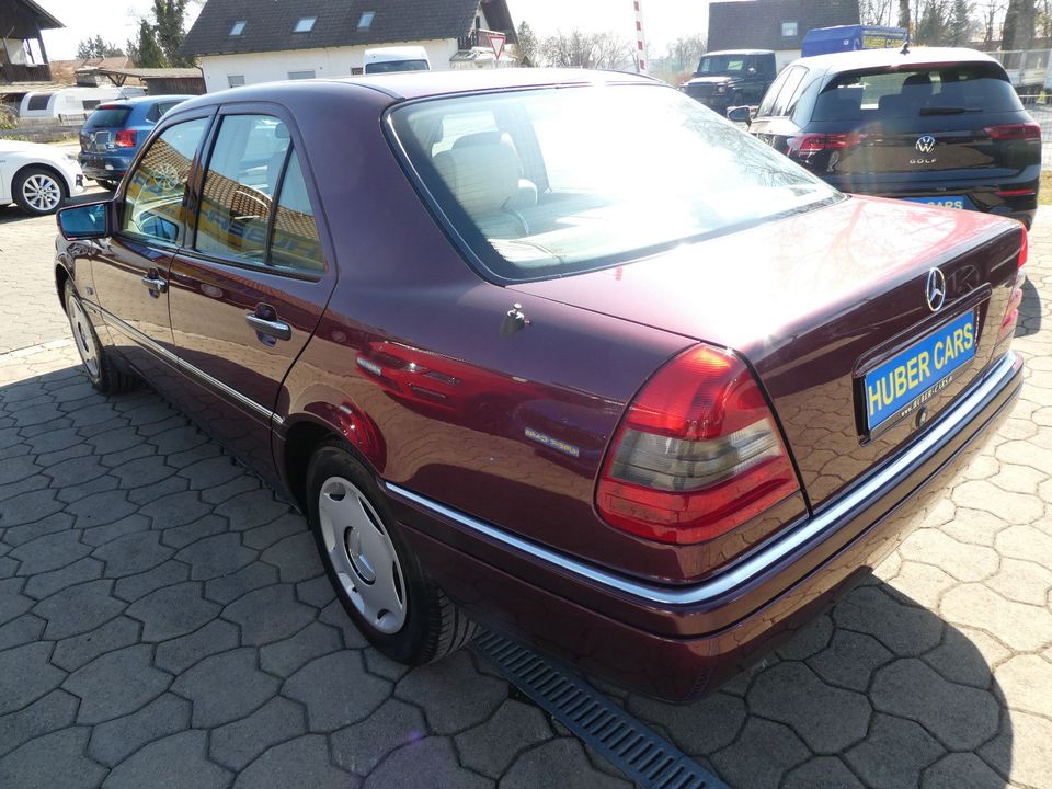 Mercedes-Benz C 180 ELEGANCE Automatik NUR 48´km in Polling