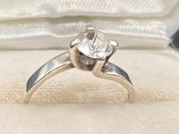 Feiner Vintage Design Ring Silber 925 mit weißem Solitär Gr.54 Nordrhein-Westfalen - Oberhausen Vorschau
