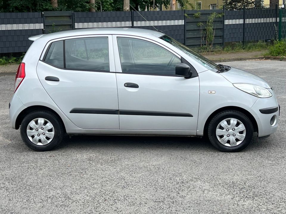 Hyundai i10 Klima / Tüv neu in Bielefeld