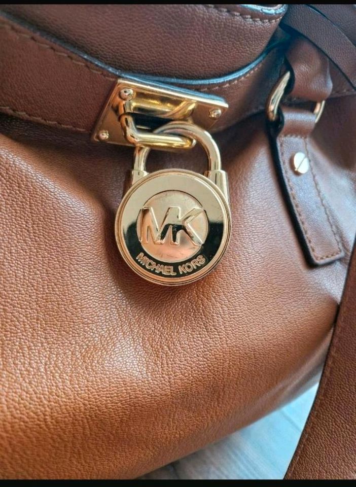 Michael Kors MK Tasche Handtasche Hamilton Large Softleder Braun in Hamburg