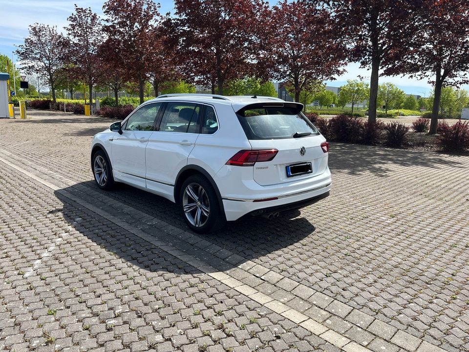 VW Tiguan R Line 2.0 TDI DSG Highline in Hannover