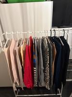 Pullover Set 15 Teile je 3€ Gr. 40-46 Markenartikel Top Sachsen - Radebeul Vorschau