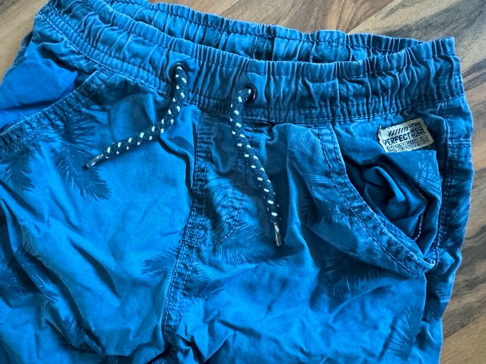 dopodopo 122 kurze Hose blau Palmen Short in Mülheim (Ruhr)