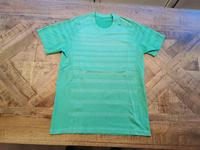 NEU Shirt, Aigner, grün, Gr. 40, L Kr. München - Unterhaching Vorschau