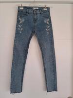 Jeans Jegging Blumen Stickerei blau Gr. 36 Bayern - Riedenburg Vorschau