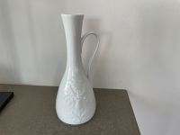 Rosenthal Vase aus weißem Porzellan mit schöner Verzierung Hannover - Mitte Vorschau