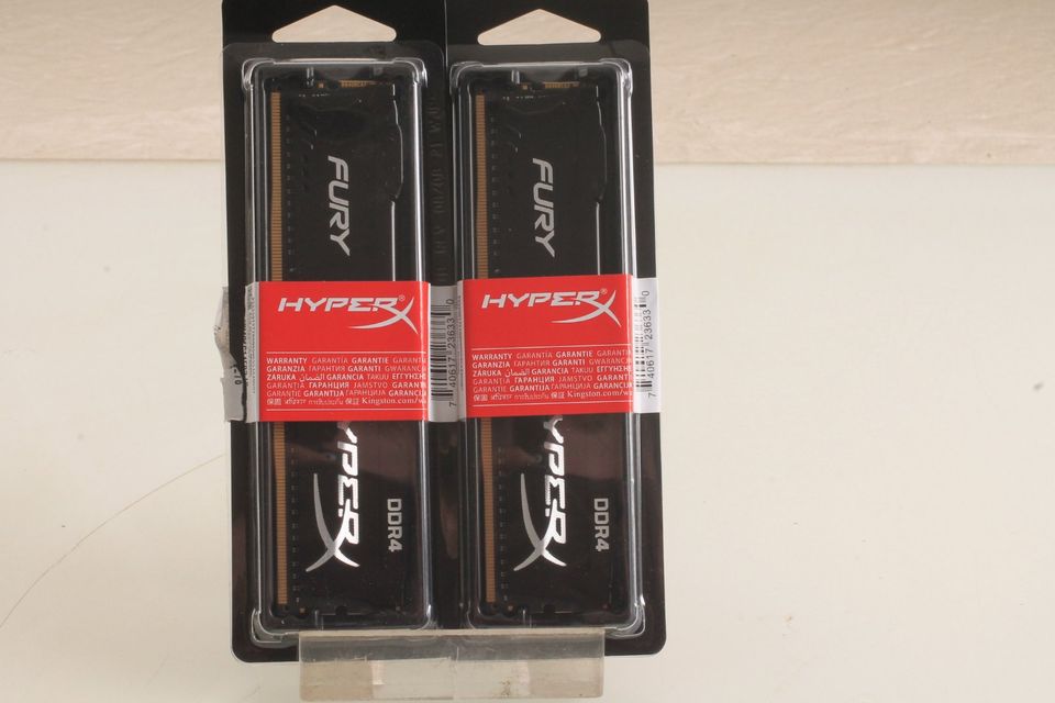 HyperX 2x RAM-Speicher HyperX Fury 8GB DDR4, 2400MHz, CL16, HX424 in  Nordrhein-Westfalen - Hückelhoven | Speicher gebraucht kaufen | eBay  Kleinanzeigen ist jetzt Kleinanzeigen