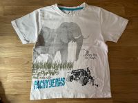 Weißes Shirt, Motiv Elefant und Jeep in Größe 128 Thüringen - Hörselberg-Hainich Vorschau