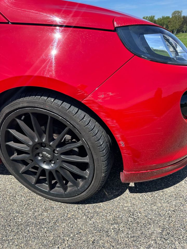 Opel Adam in Rot in Pfullendorf