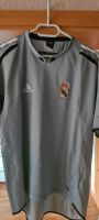 Retro Trikot Shirt Real Madrid Adidas Grösse 6 L 2004/2005 Hessen - Hessisch Lichtenau Vorschau