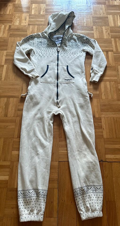 Original OnePiece Onesie Größe S Winter Edition in Dußlingen