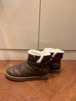 UGG Boots braun Leder kurz mit Details Berlin - Steglitz Vorschau